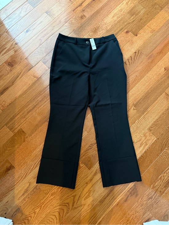 New York & Company Pants - NWT New York & Company Black Women's Cropped Dress Pants - Size 10